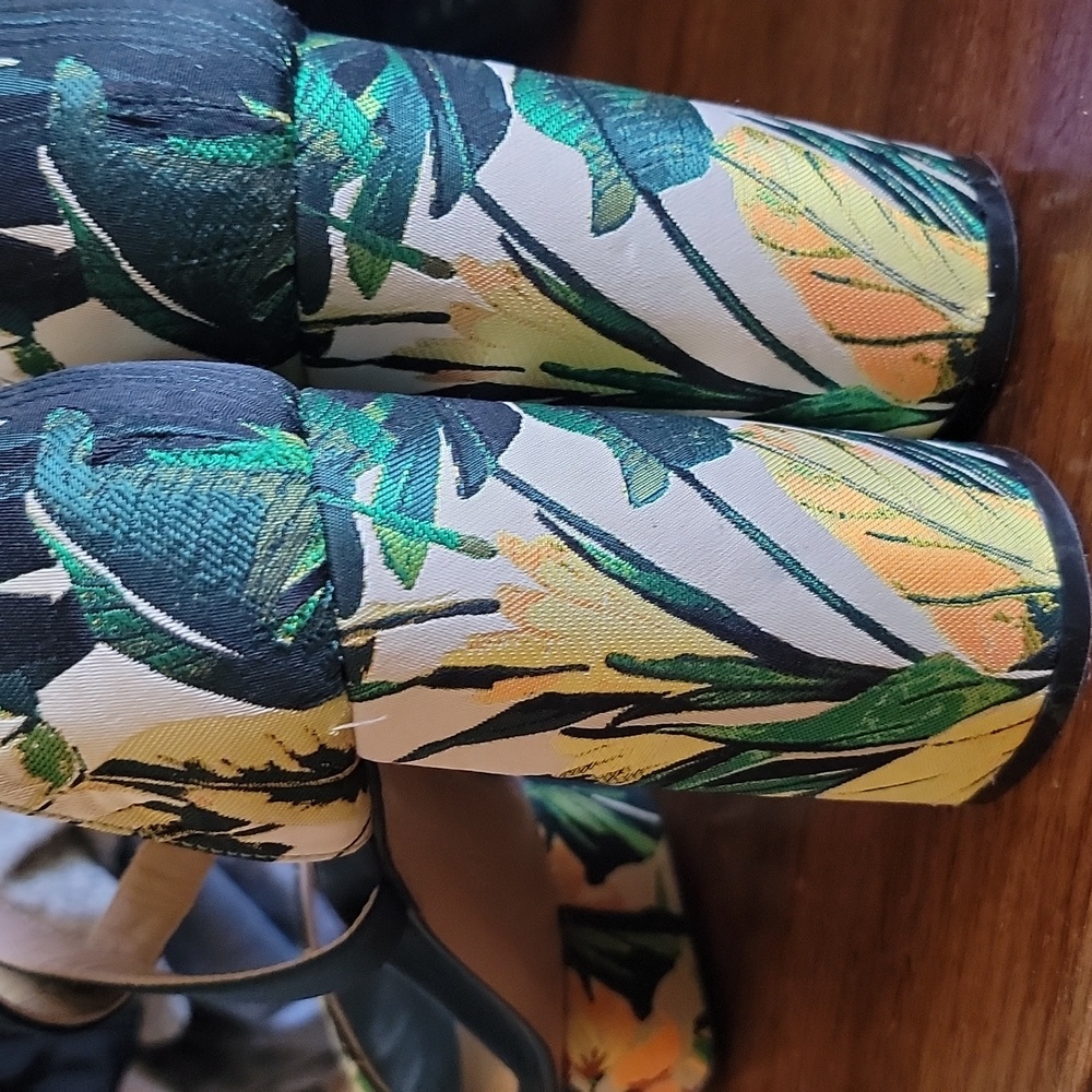 Stuart Weitzman Multicolor Floral Platform Sandals - Picture 9 of 14